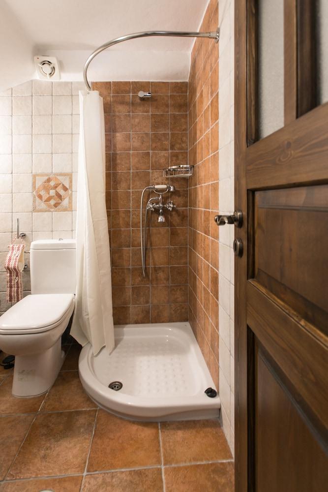 Traditional Inn Pirethron Aperathos Bagian luar foto