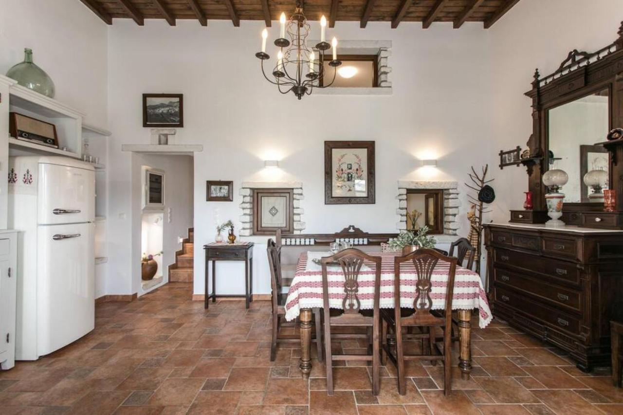 Traditional Inn Pirethron Aperathos Bagian luar foto