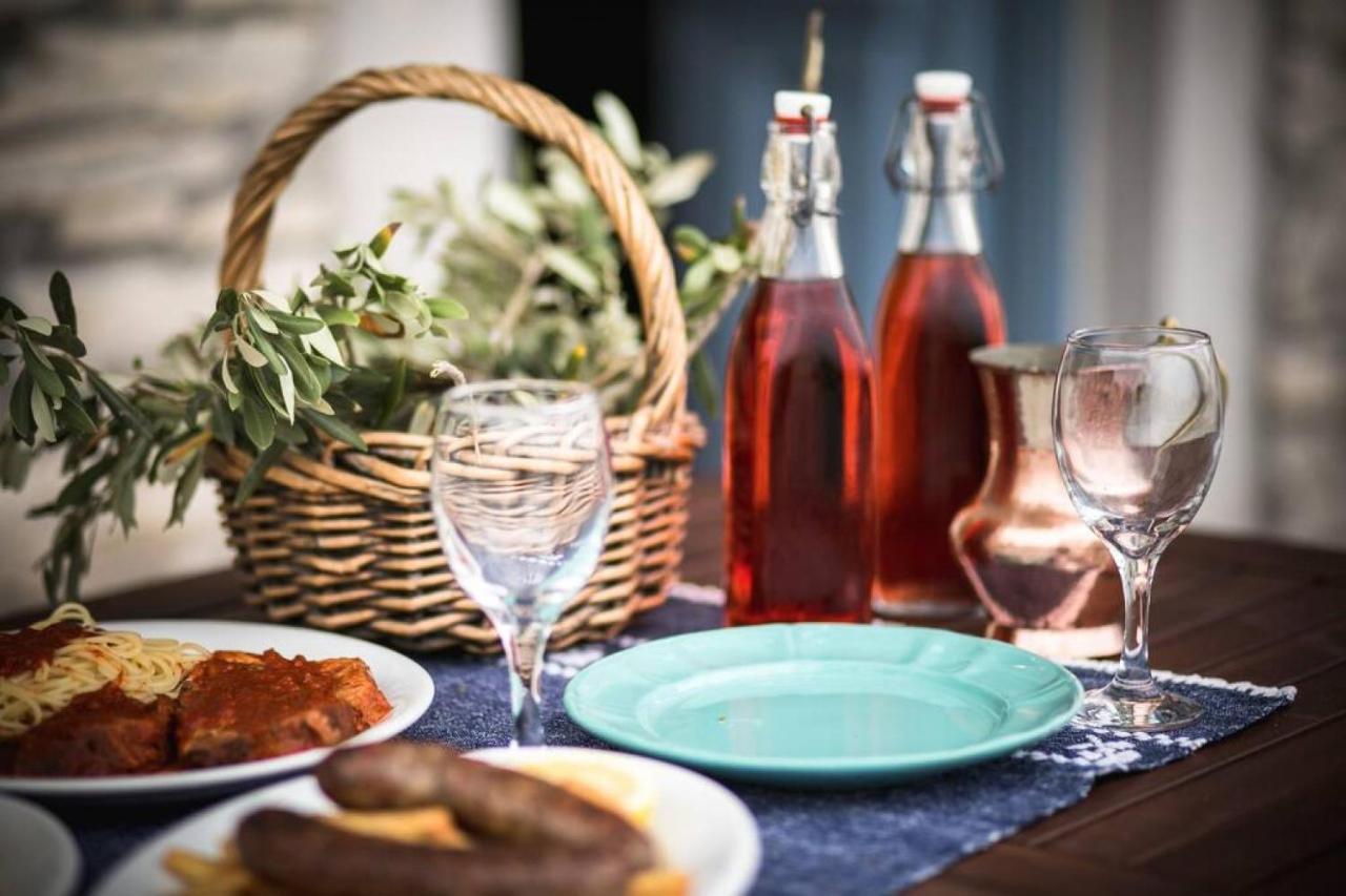 Traditional Inn Pirethron Aperathos Bagian luar foto