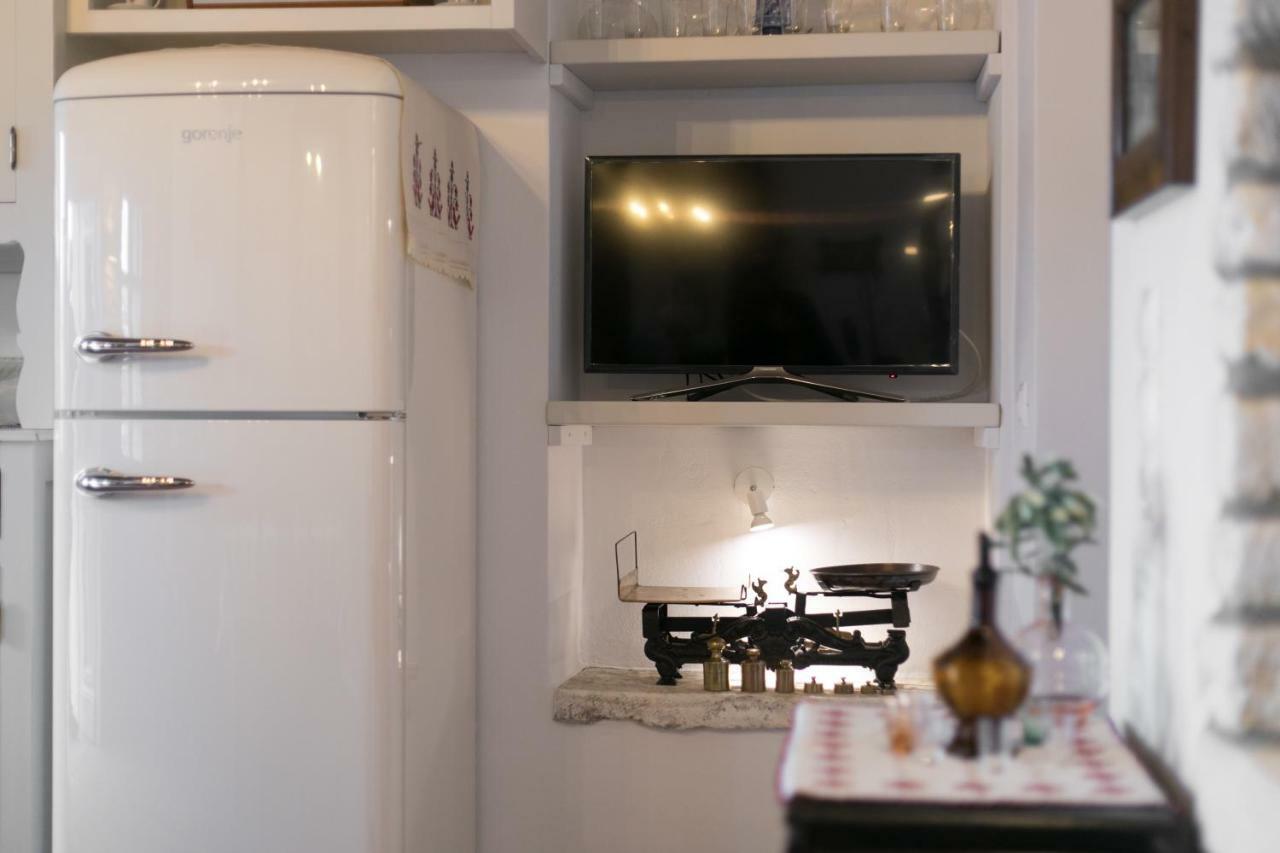 Traditional Inn Pirethron Aperathos Bagian luar foto