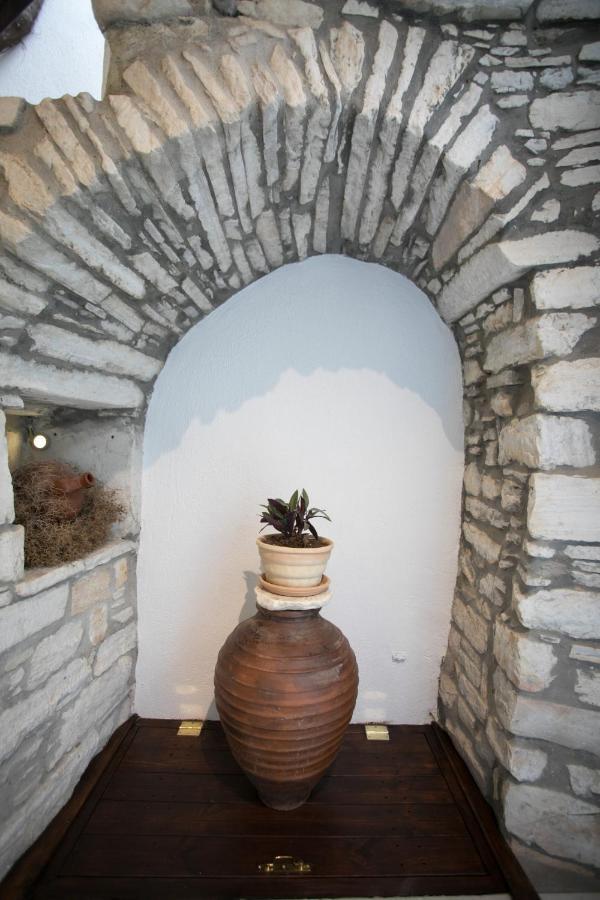 Traditional Inn Pirethron Aperathos Bagian luar foto